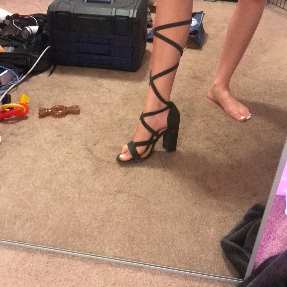 Olive suede tie up heels
